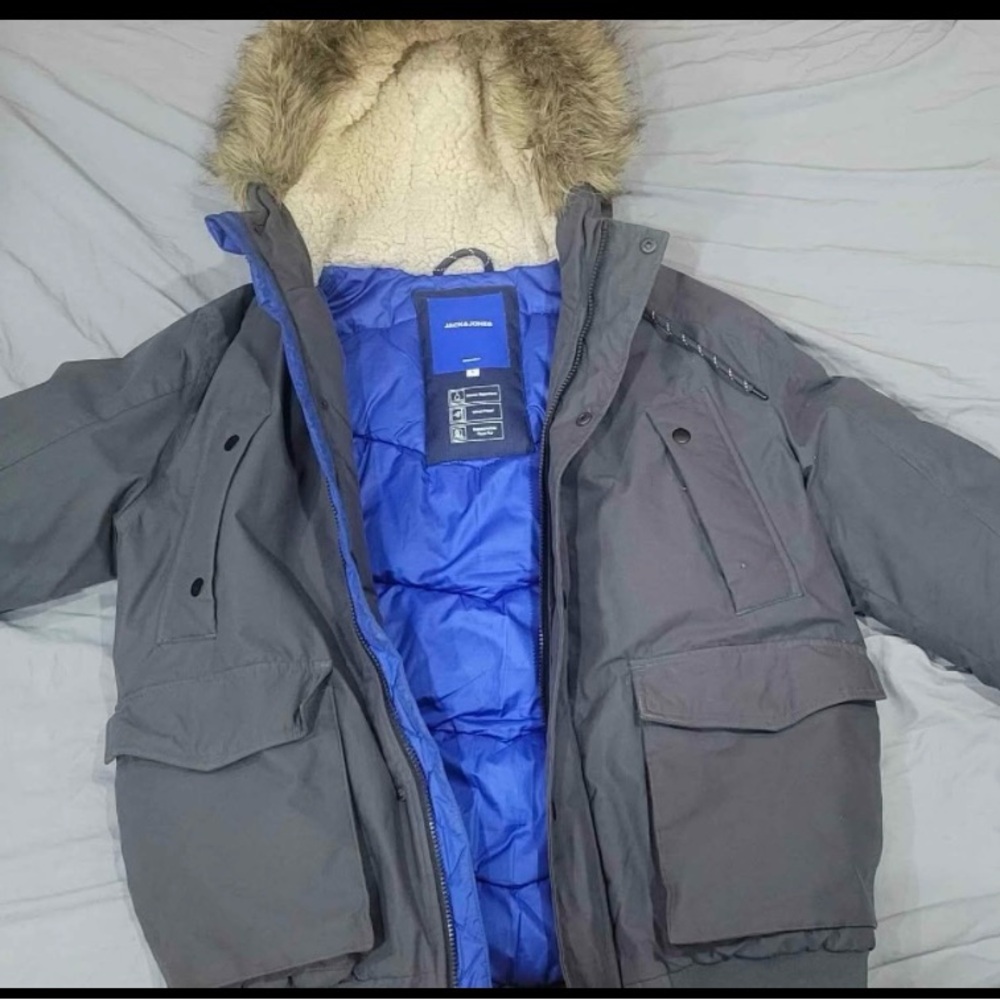 Men's Gray and Blue Hooded Jacket